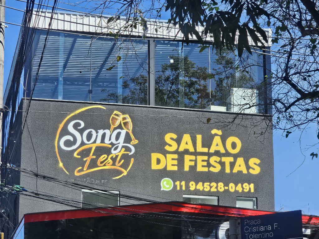 Identificação Visual no Andar Superior